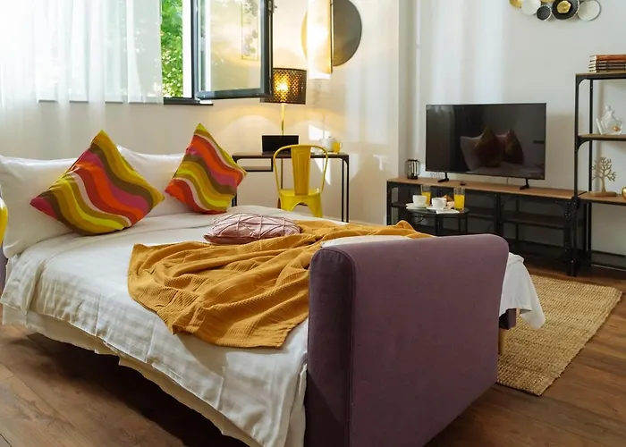 21 - New Building & Parking アパート ブカレスト