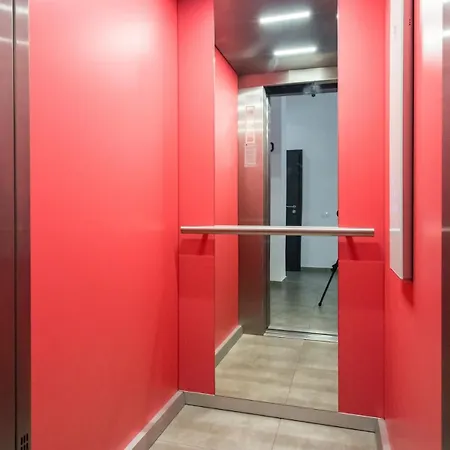 21 - New Building & Parking * Bucarest