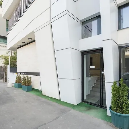 21 - New Building & Parking *