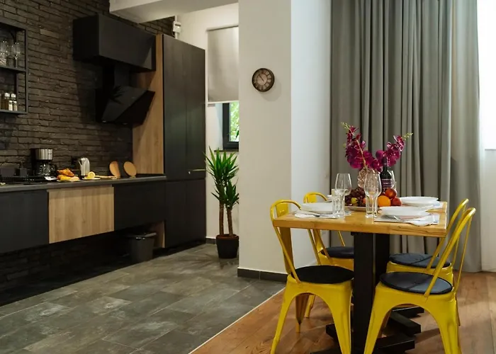 21 - New Building & Parking Apartman