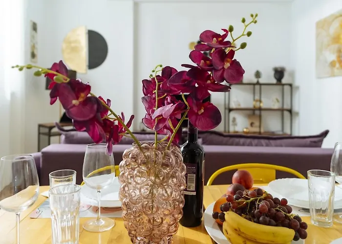 21 - New Building & Parking بوخارست