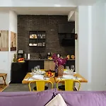 21 - New Building & Parking Apartman