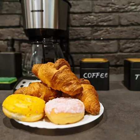 21 - New Building & Parking Bucarest