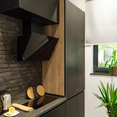 21 - New Building & Parking Apartment *